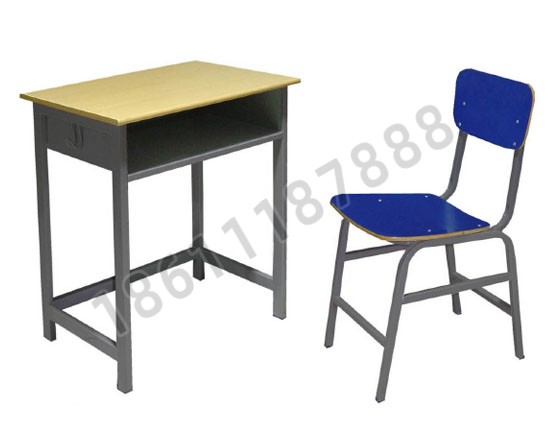 點(diǎn)擊查看商品:課桌椅